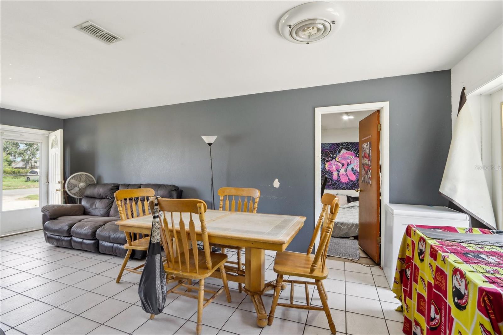 Image 10 of 51 For 1406 Hope Court