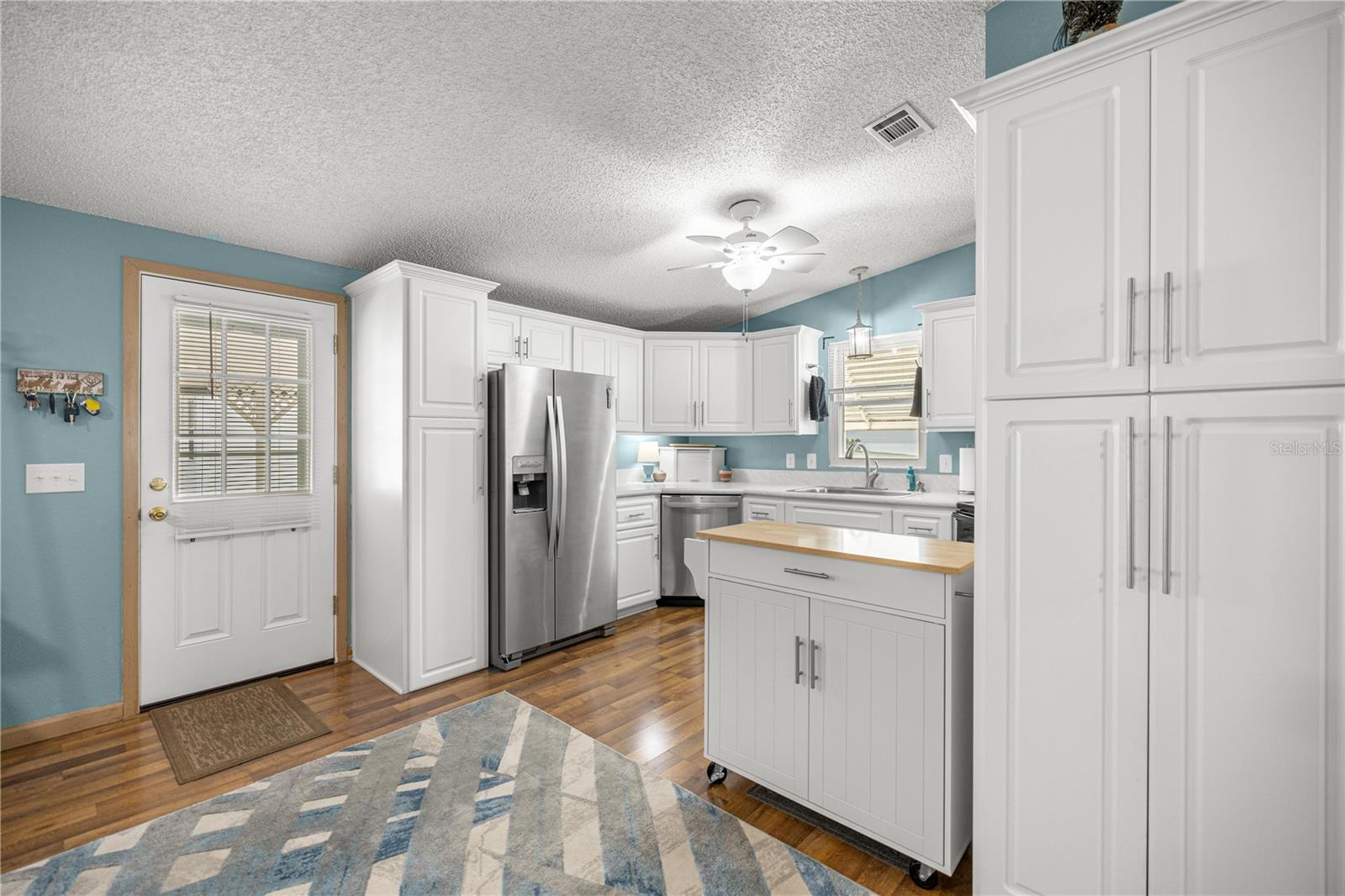 Image 6 of 30 For 1146 Boone Court