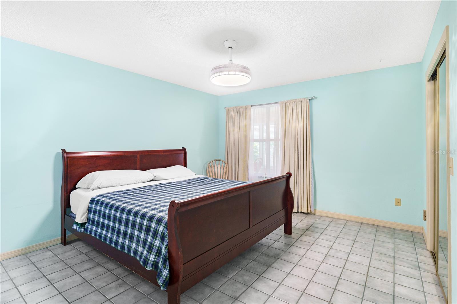 Image 19 of 36 For 735 Palma Drive