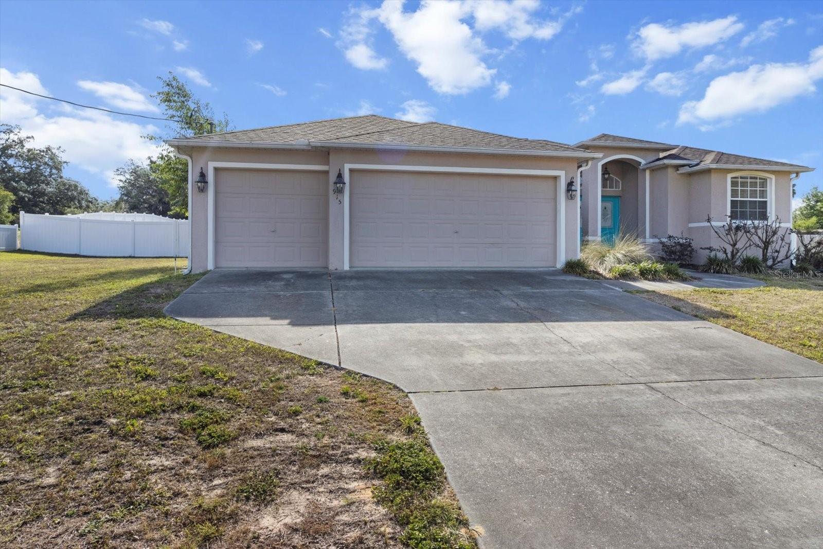 Image 6 of 53 For 915 Fox Meadow Terrace