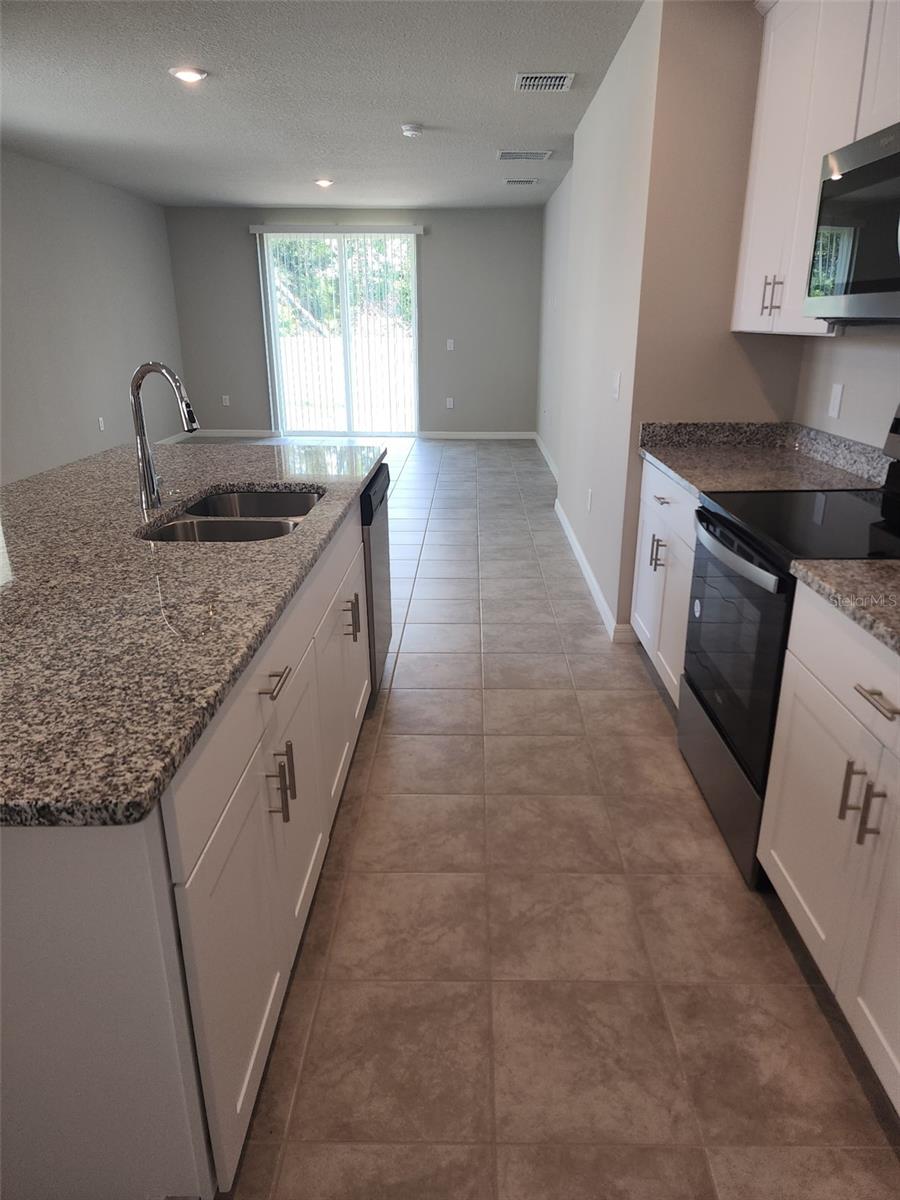 Image 13 of 26 For 1808 Carnostie Rd