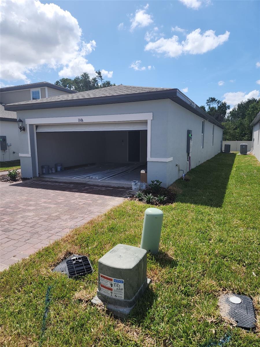 Image 4 of 26 For 1808 Carnostie Rd