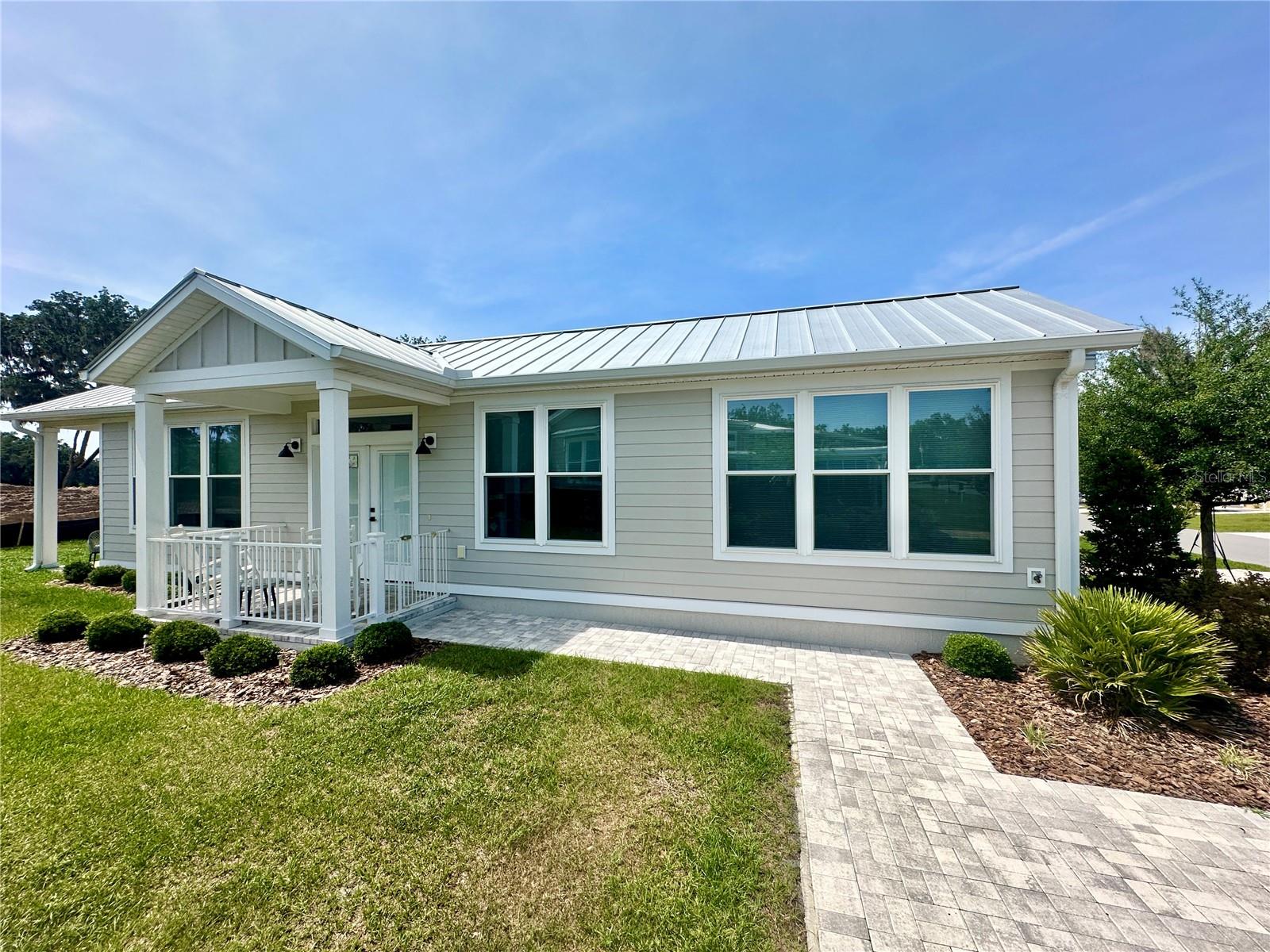 Image 22 of 36 For 12077 Lakeshore Way