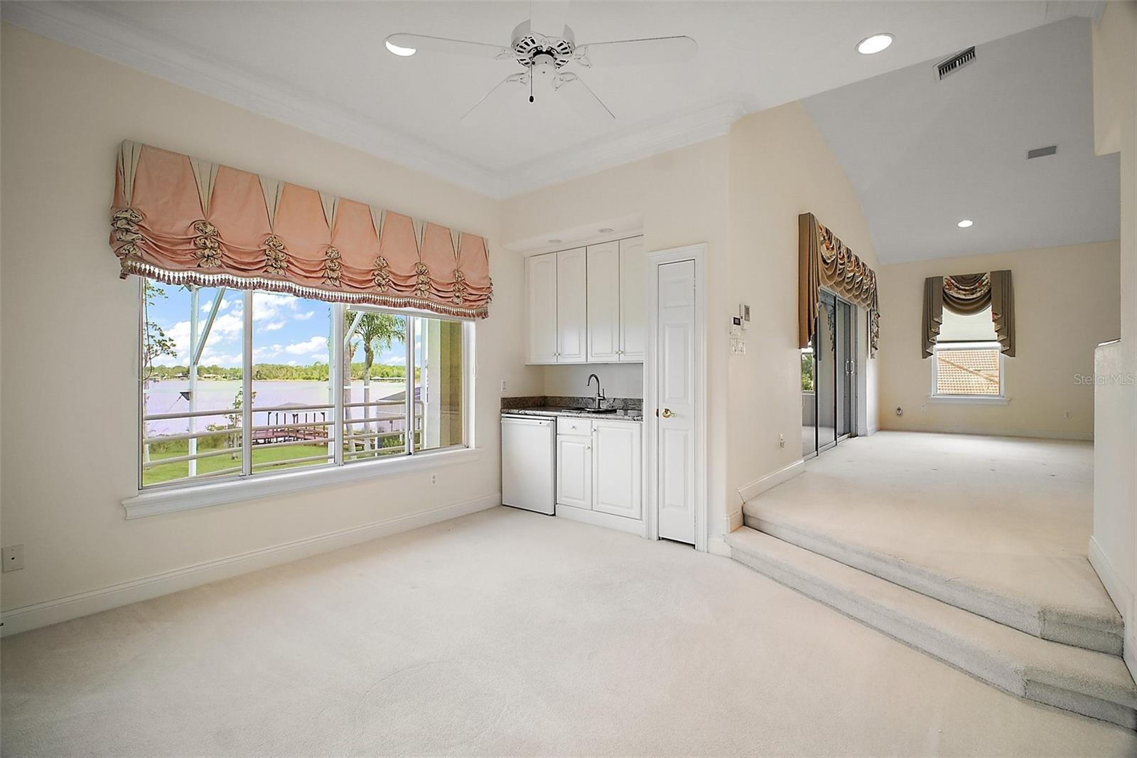 Image 19 of 71 For 1861 Edgewater Drive