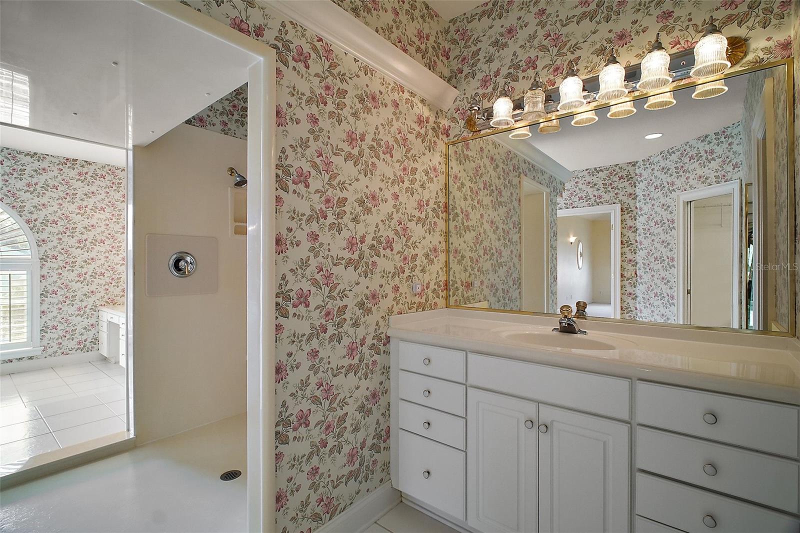 Image 27 of 71 For 1861 Edgewater Drive