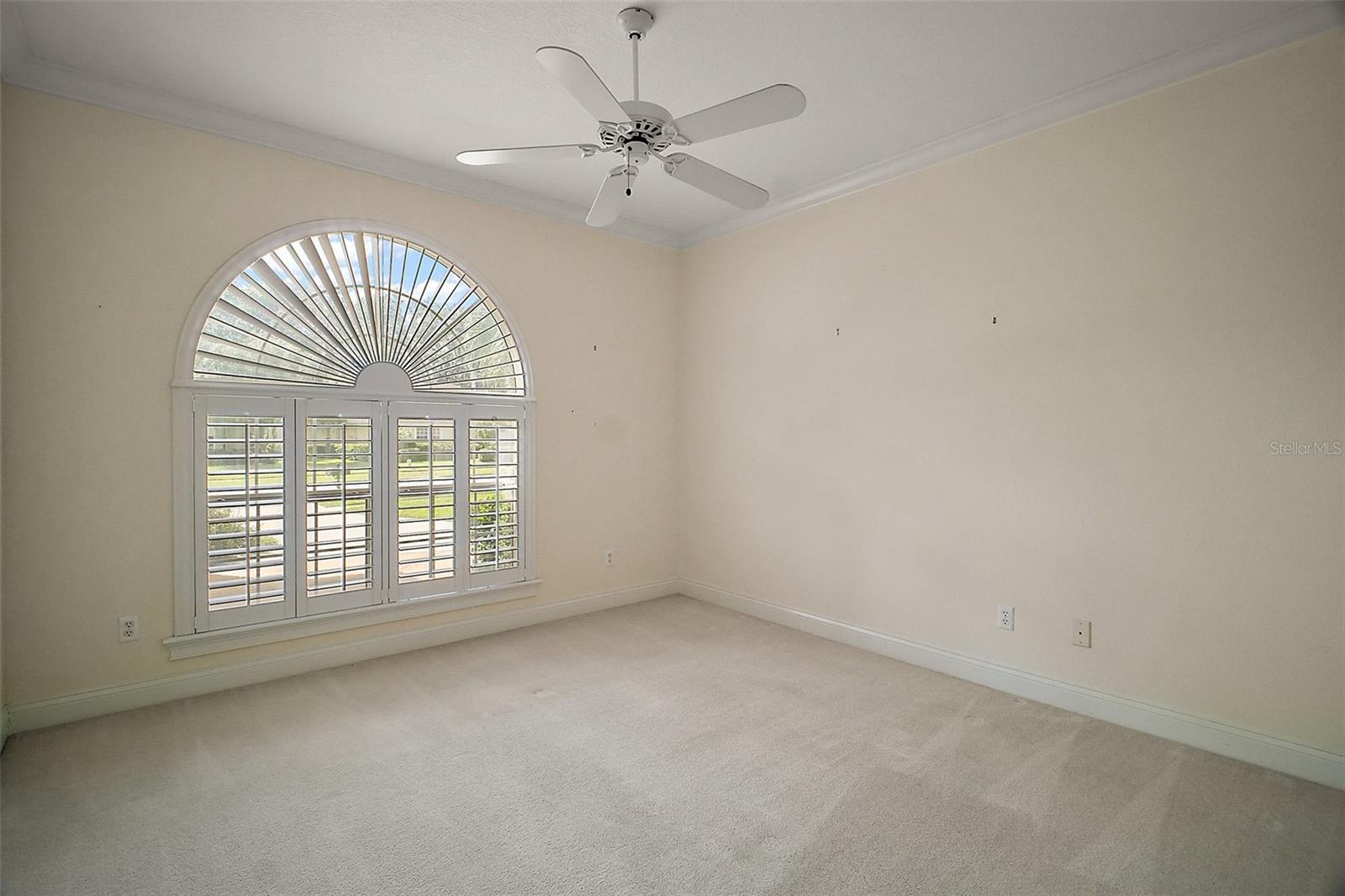 Image 39 of 71 For 1861 Edgewater Drive