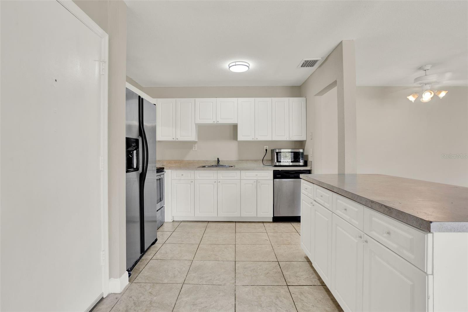Image 10 of 35 For 2423 Branch Way 207