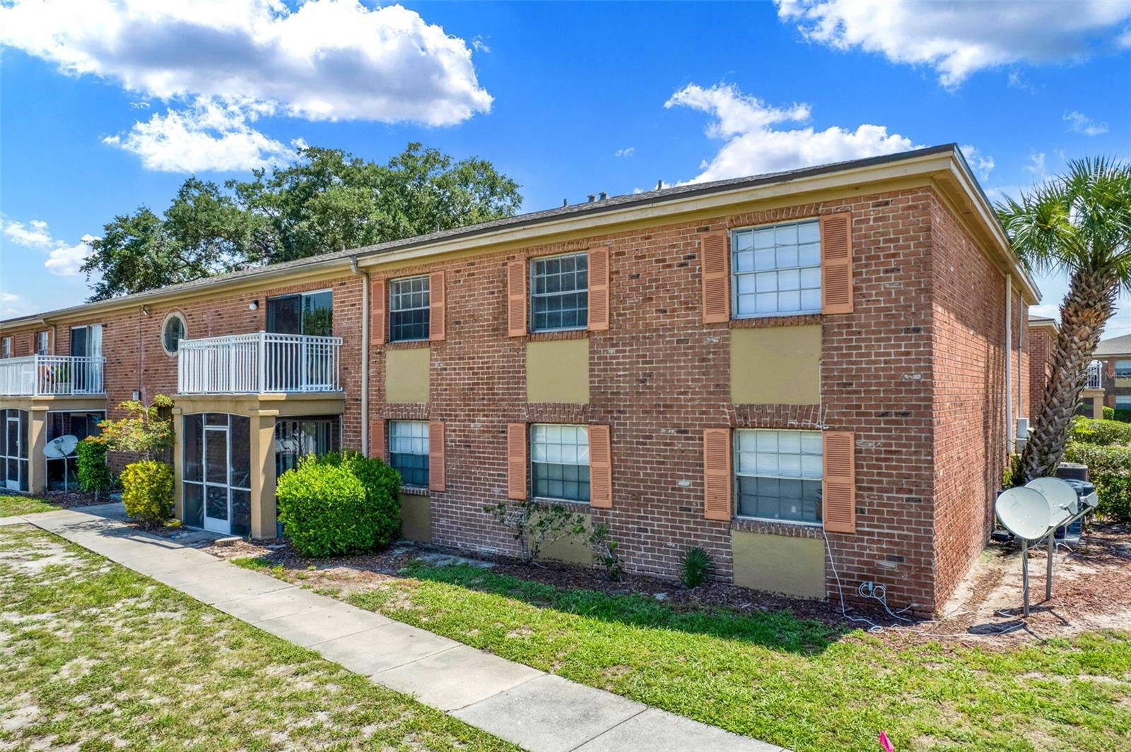 Image 2 of 35 For 2423 Branch Way 207