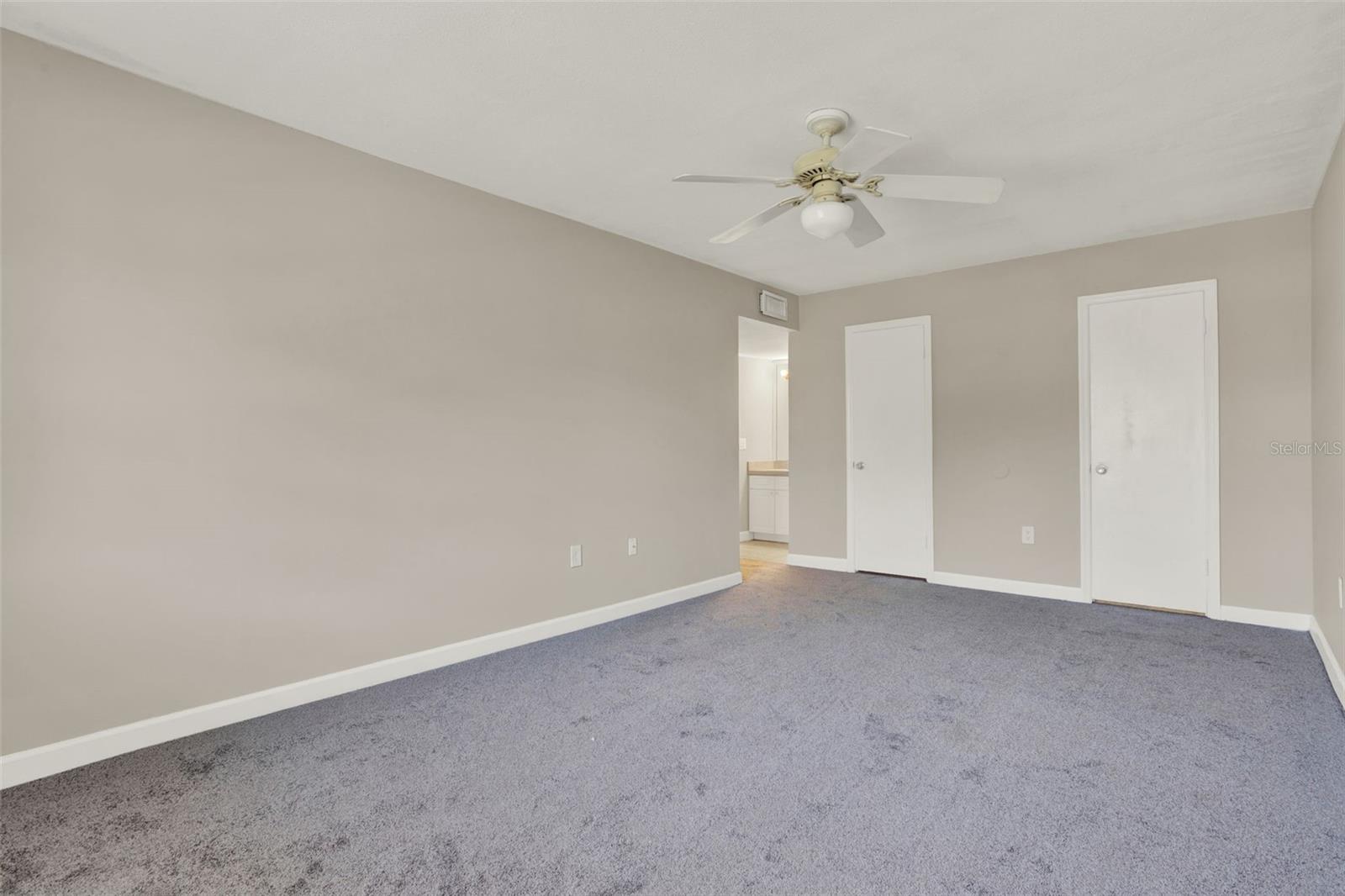 Image 23 of 35 For 2423 Branch Way 207