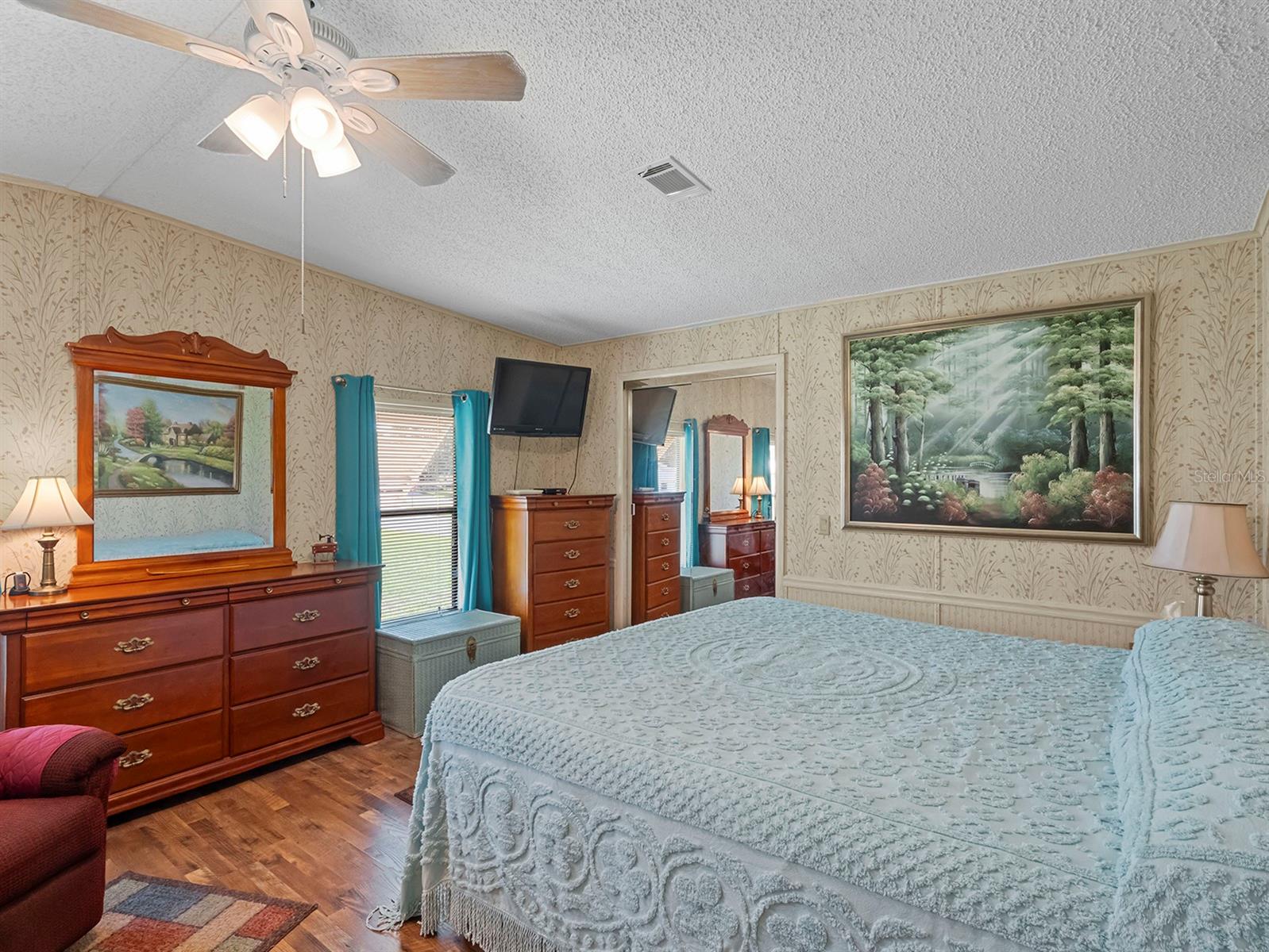 Image 13 of 21 For 2307 Loveplum Court 631