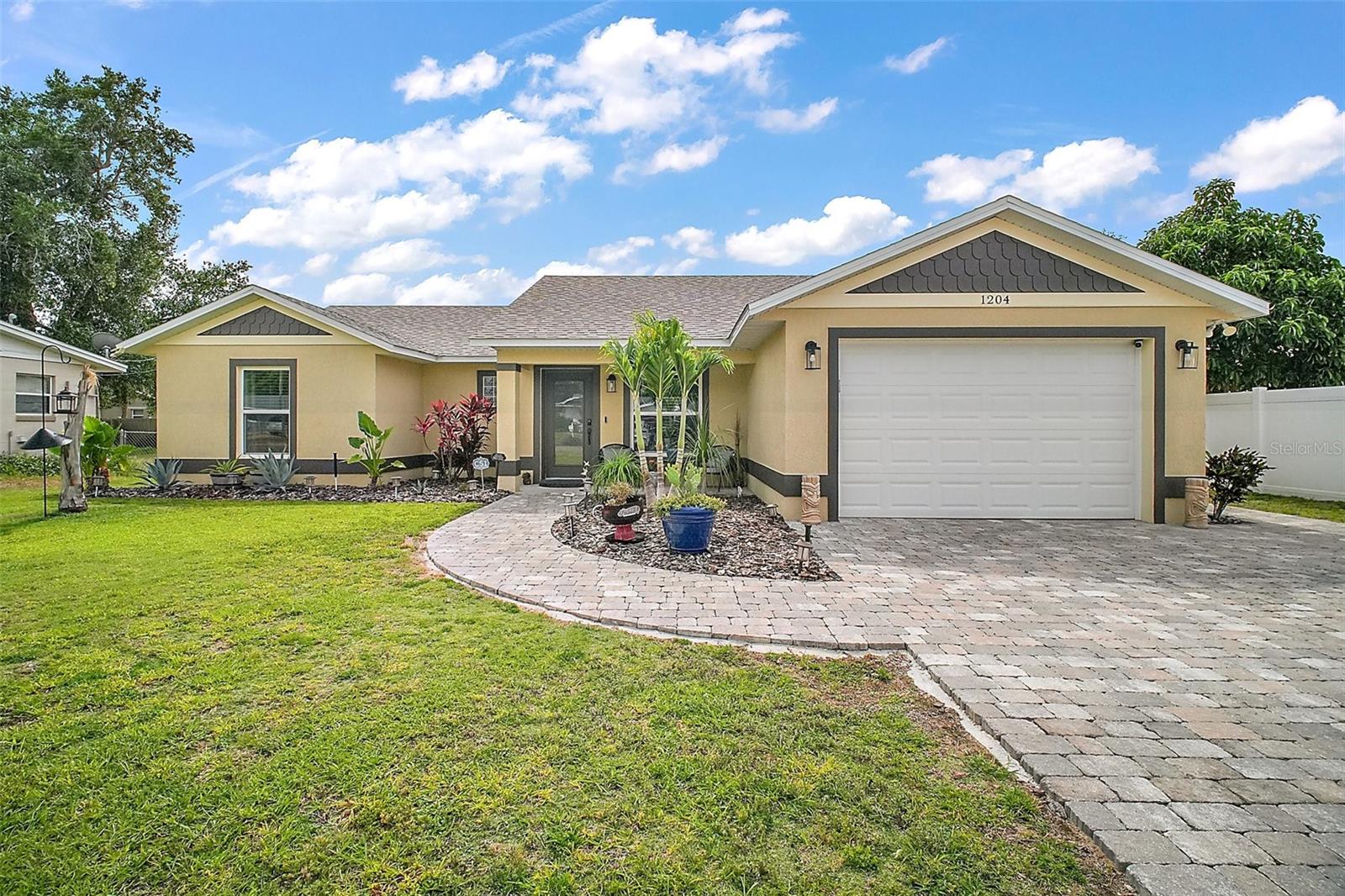 Details for 1204 Monterey Drive, EUSTIS, FL 32726