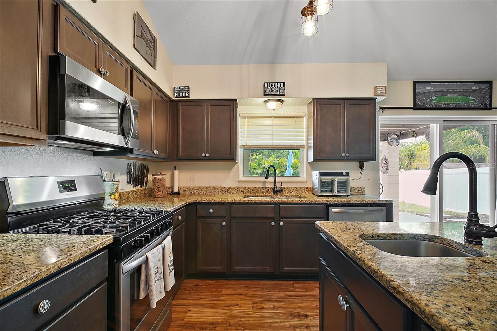 Image 10 of 27 For 1204 Monterey Drive