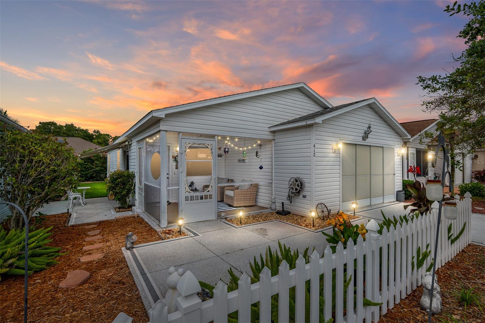 Details for 412 Hildalgo Drive, THE VILLAGES, FL 32159