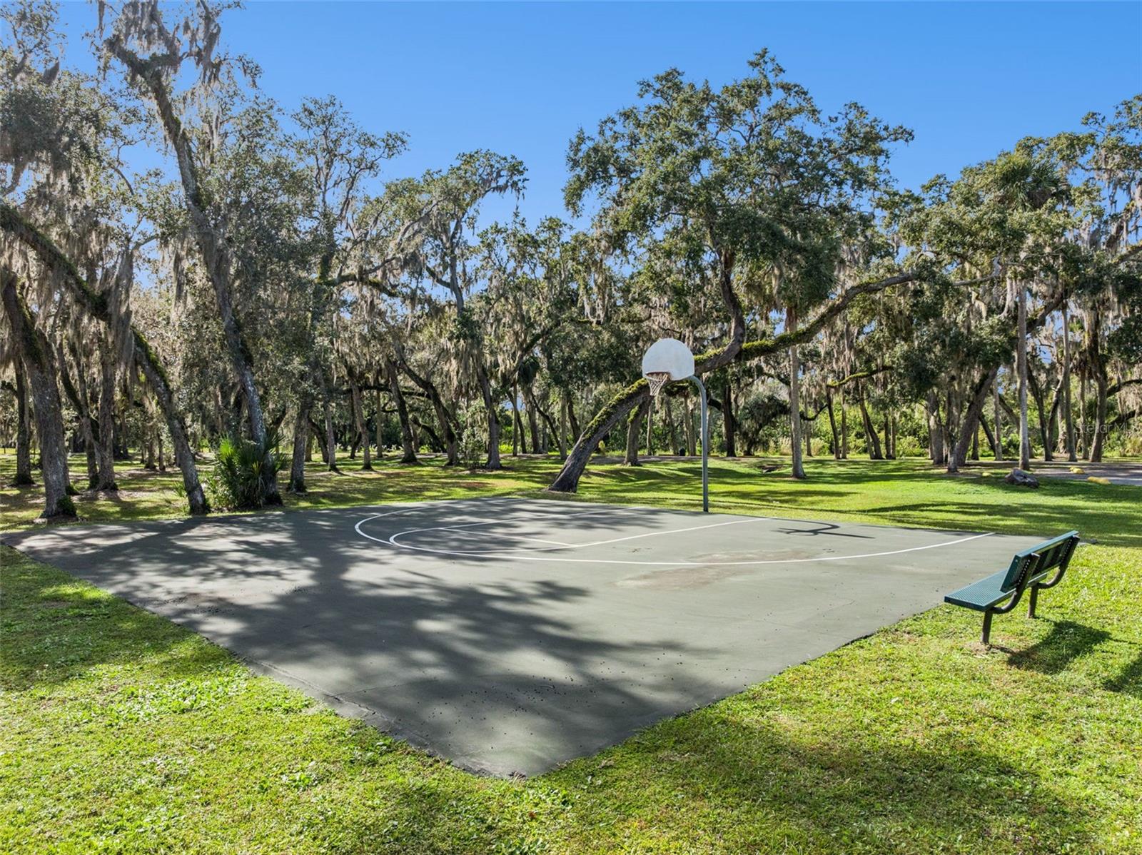 Image 48 of 56 For 2711 Bayview Drive