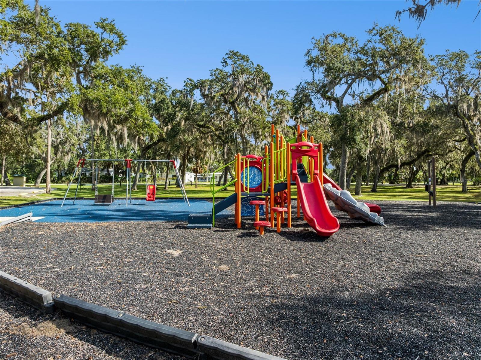 Image 50 of 56 For 2711 Bayview Drive