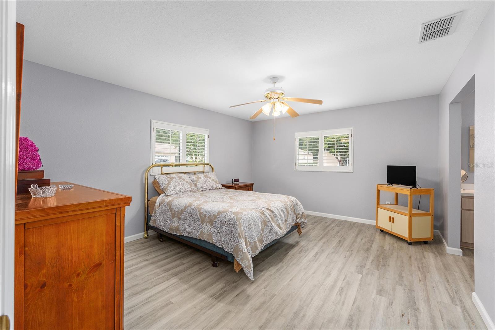 Image 24 of 59 For 8608 141st Street Road