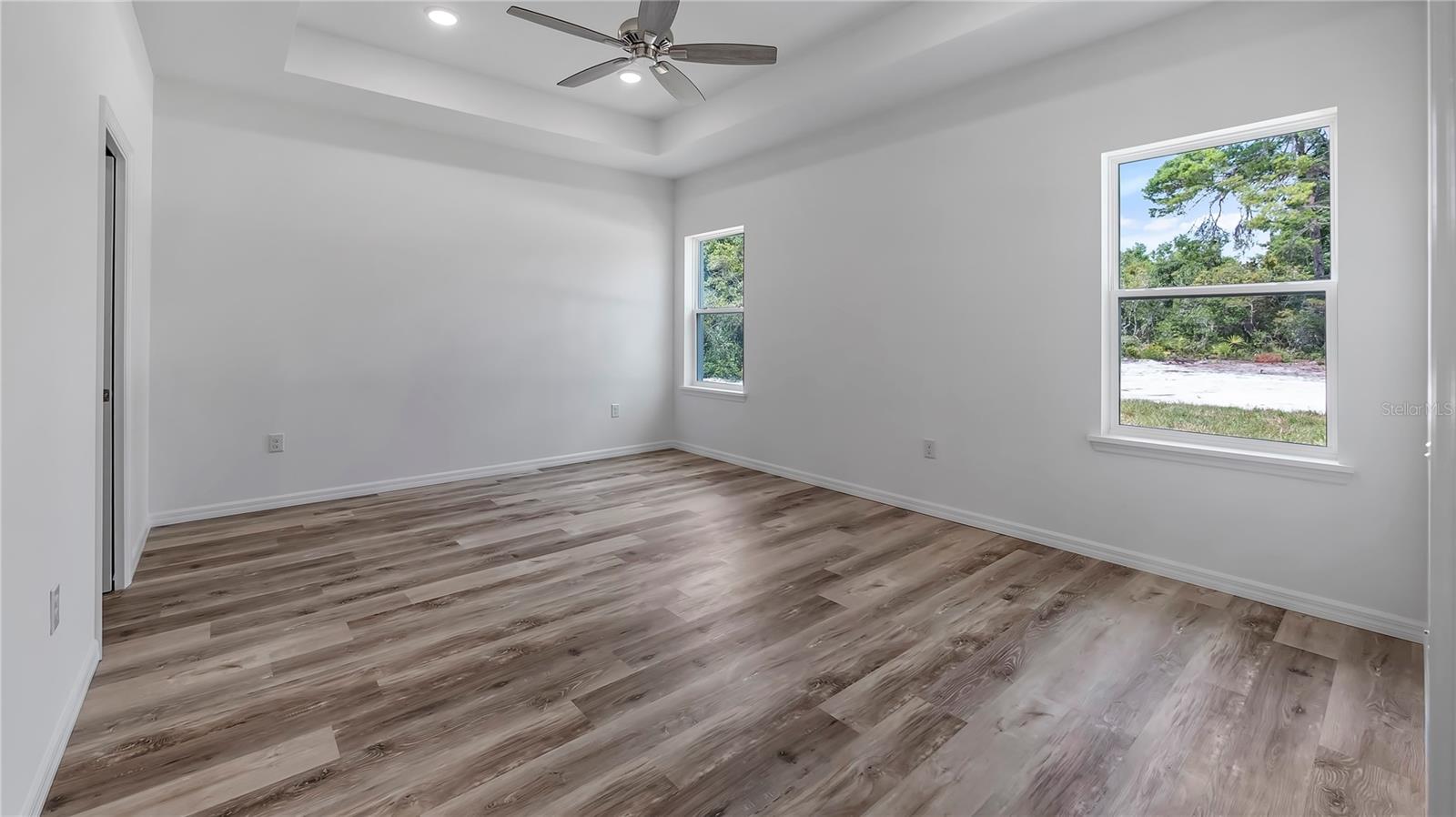 Image 17 of 31 For 40685 Ninth Avenue