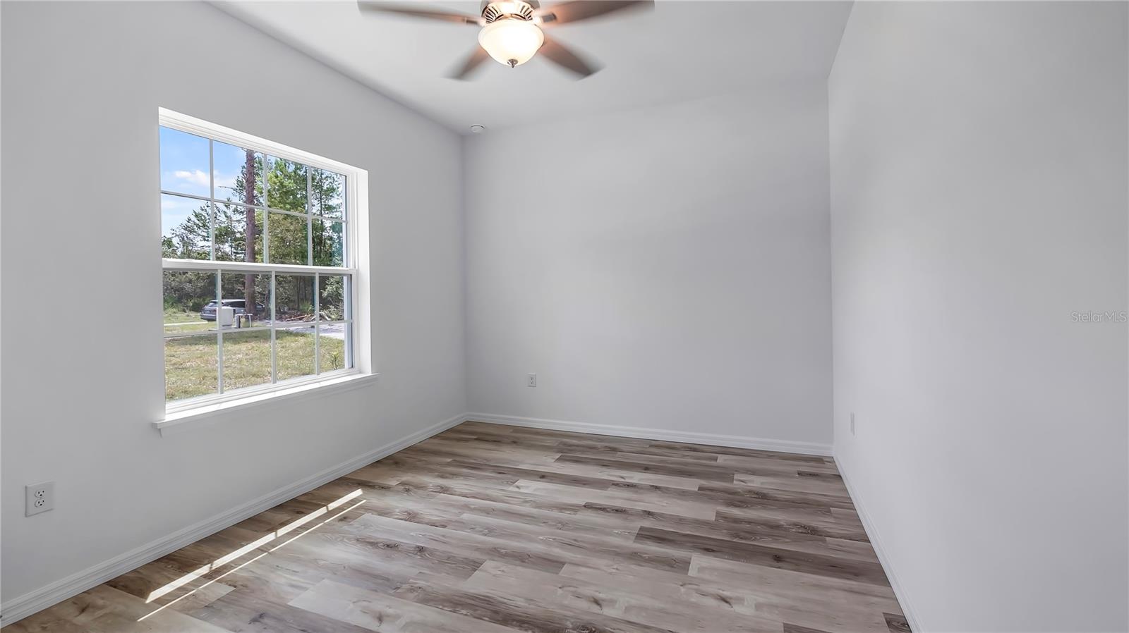 Image 23 of 31 For 40685 Ninth Avenue