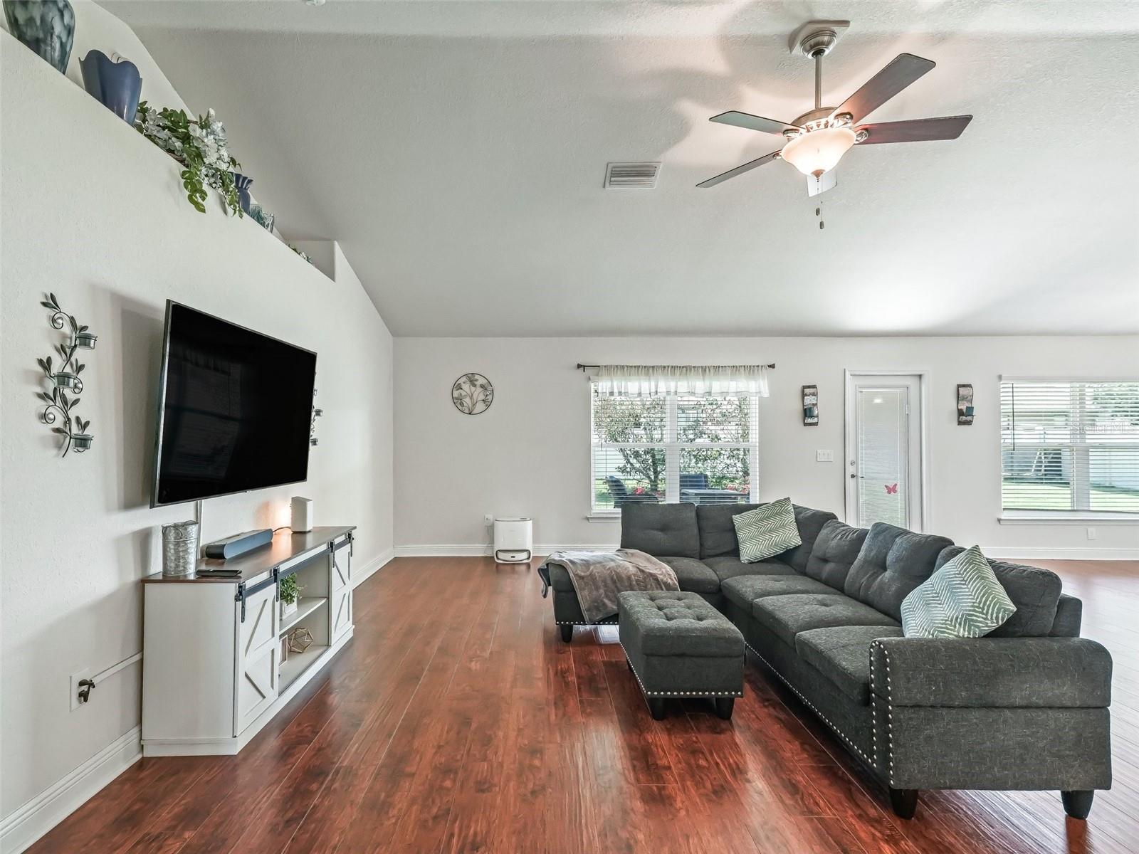 Image 18 of 60 For 4730 31st Street