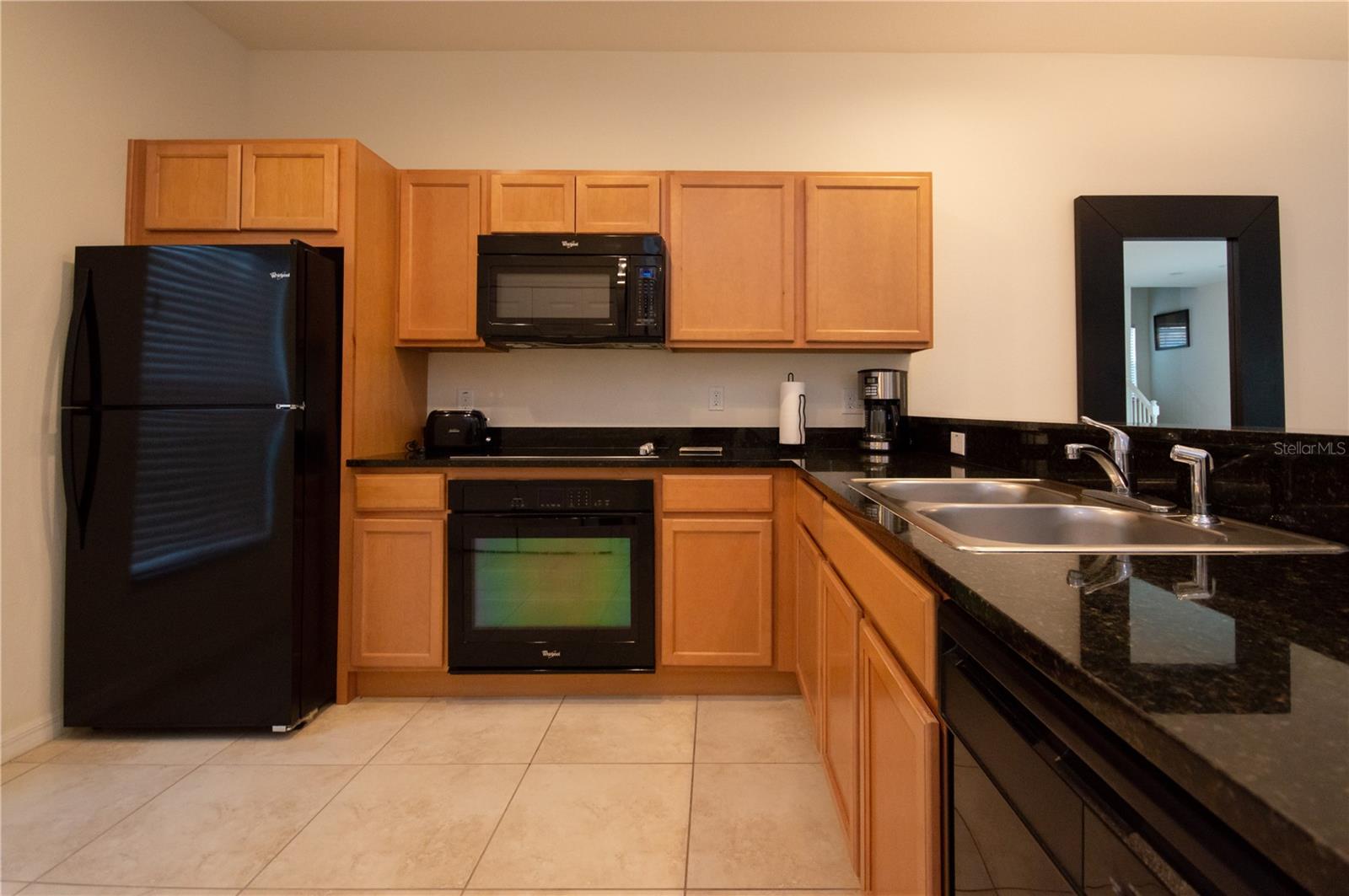 Image 3 of 72 For 3050 Yellow Lantana Lane