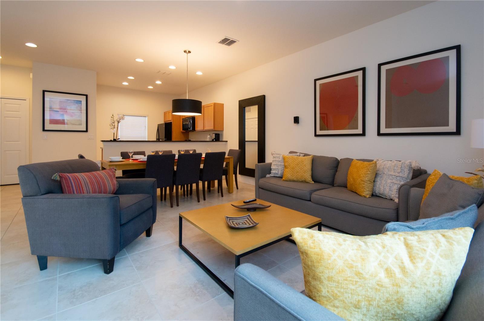 Image 4 of 72 For 3050 Yellow Lantana Lane