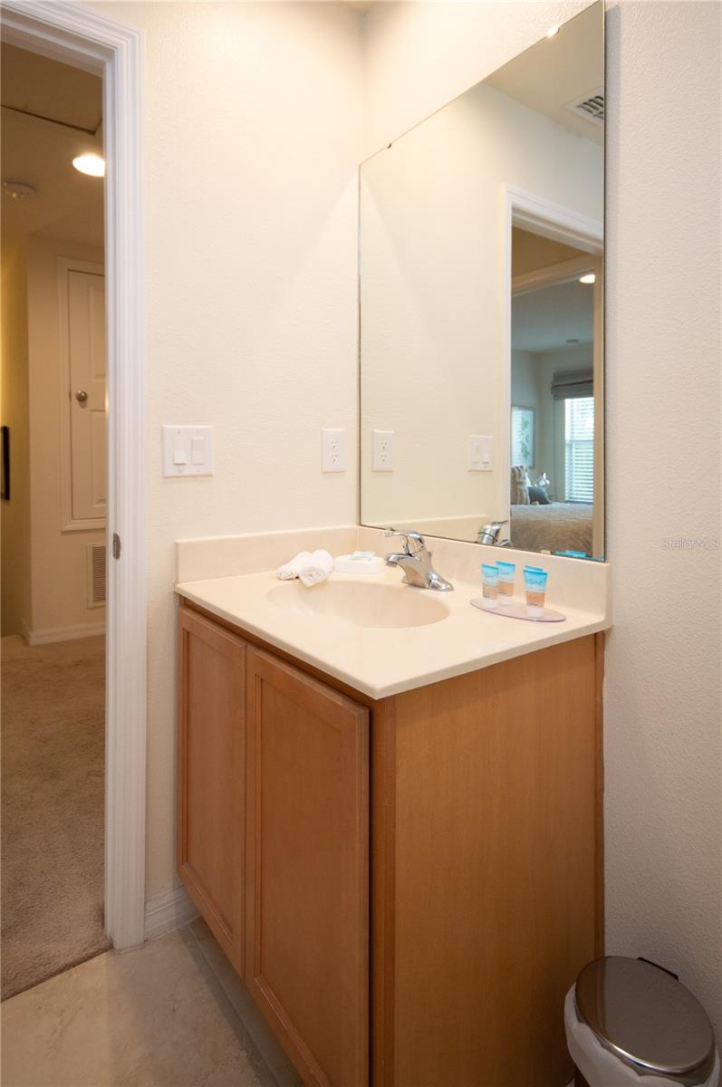 Image 43 of 72 For 3050 Yellow Lantana Lane