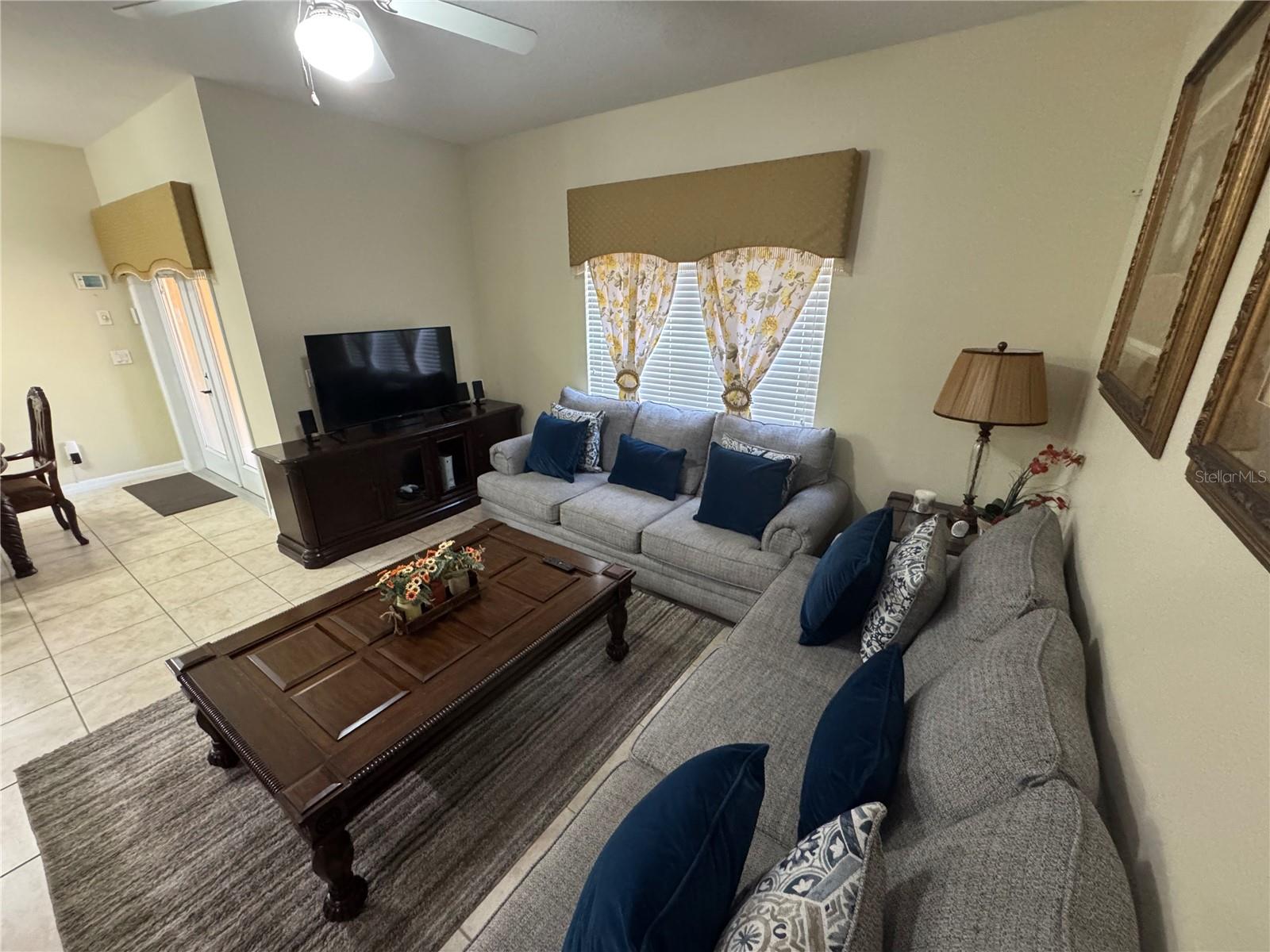 Image 15 of 61 For 8977 Coco Palm Road