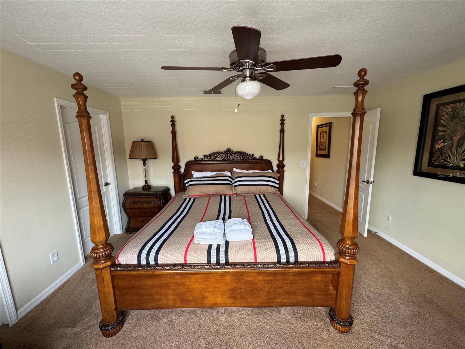 Image 19 of 61 For 8977 Coco Palm Road