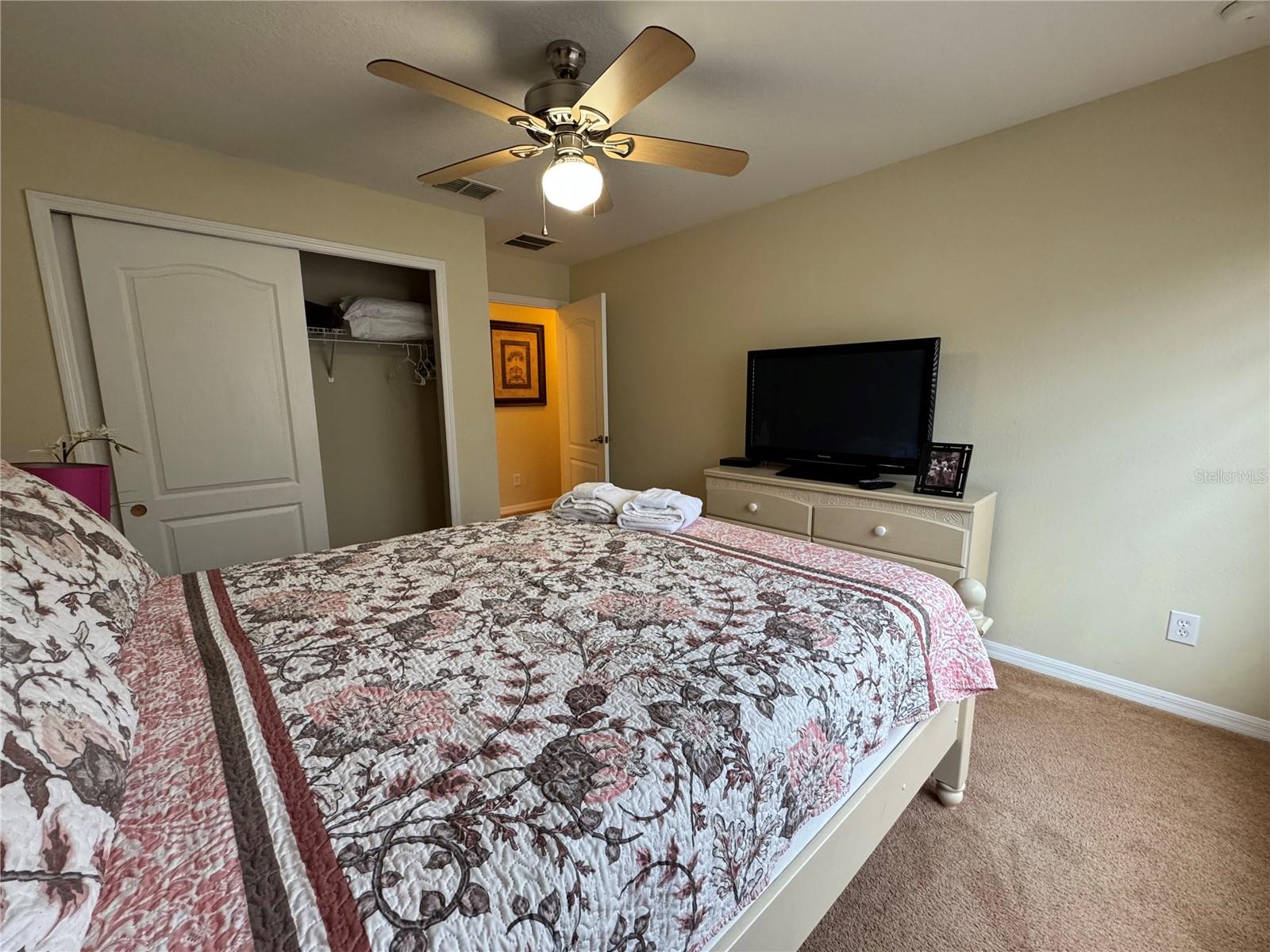 Image 31 of 61 For 8977 Coco Palm Road