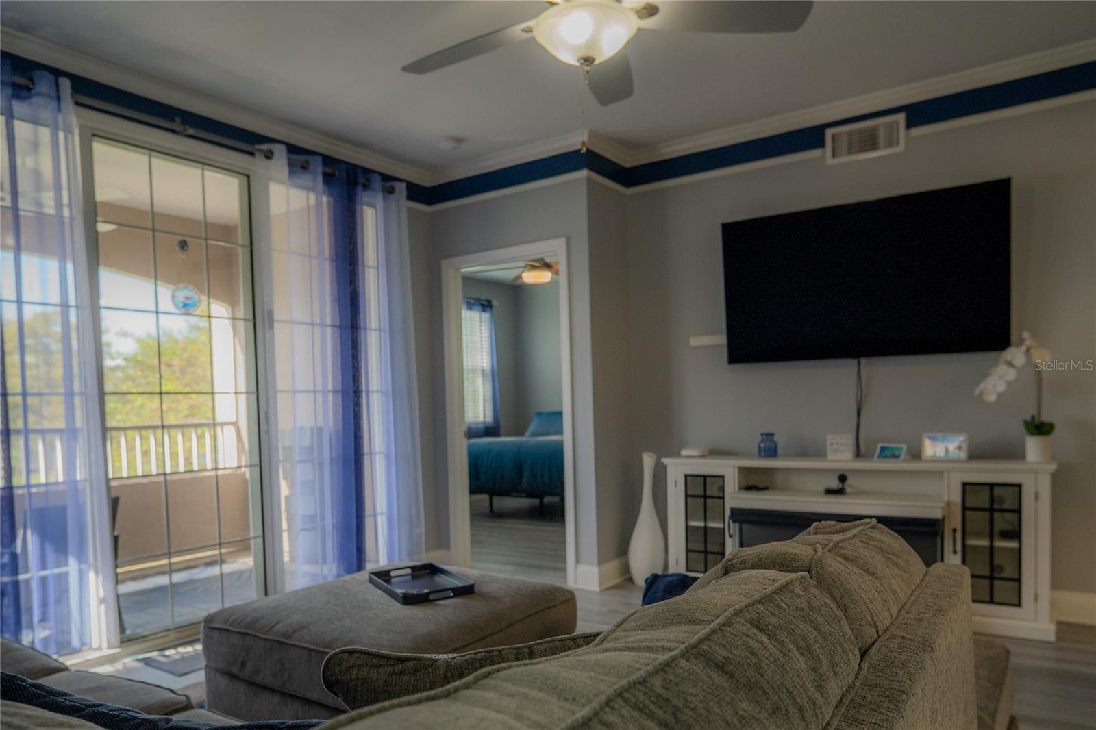 Image 13 of 91 For 3406 Soho Street 102