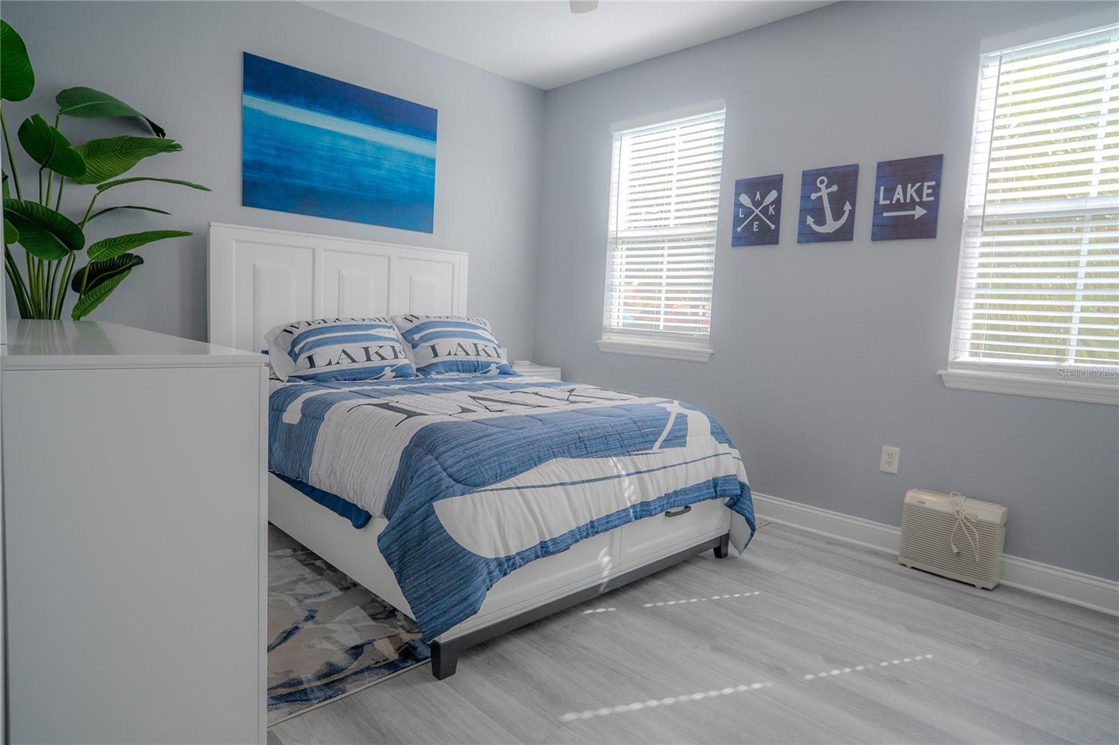 Image 14 of 91 For 3406 Soho Street 102