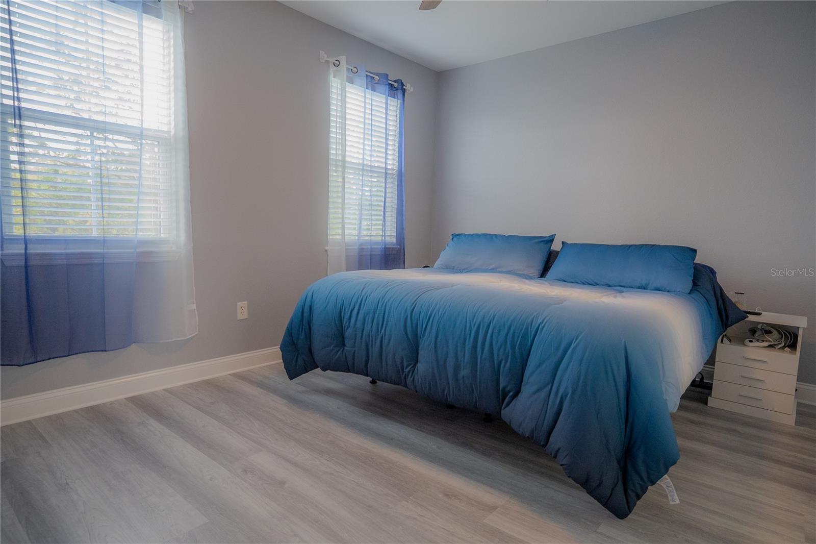 Image 24 of 91 For 3406 Soho Street 102