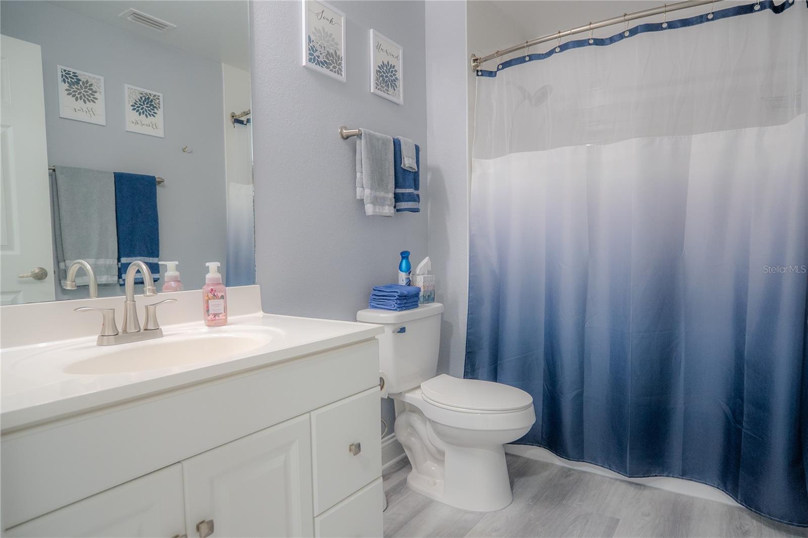 Image 29 of 91 For 3406 Soho Street 102