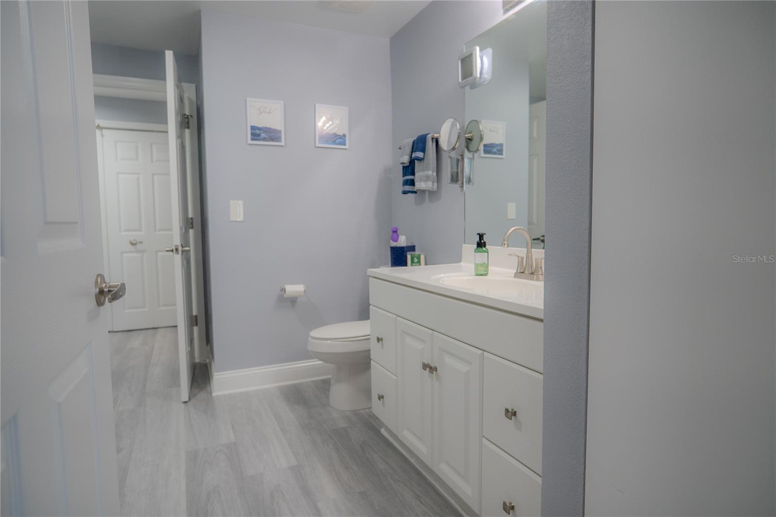 Image 30 of 91 For 3406 Soho Street 102