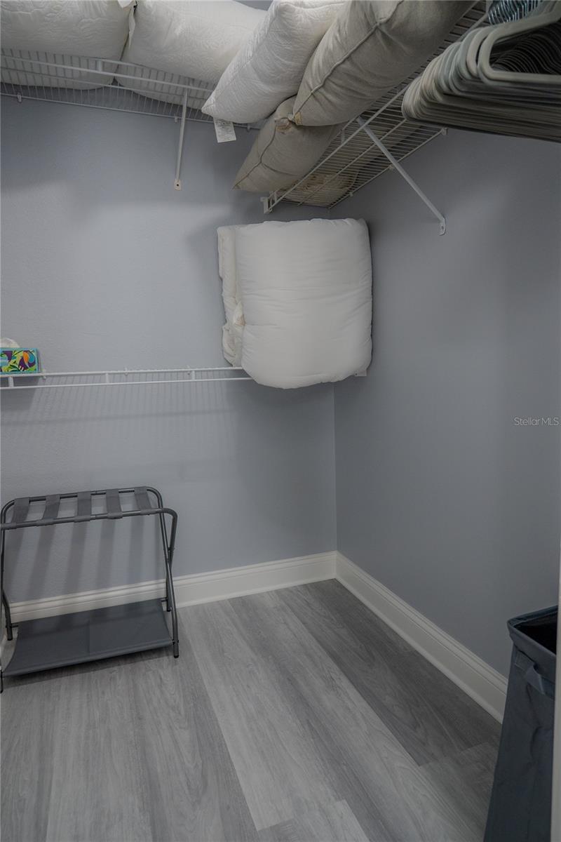 Image 34 of 91 For 3406 Soho Street 102