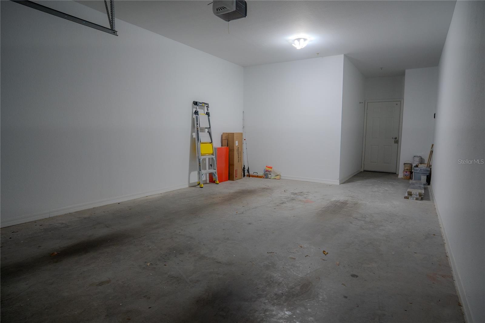 Image 48 of 91 For 3406 Soho Street 102