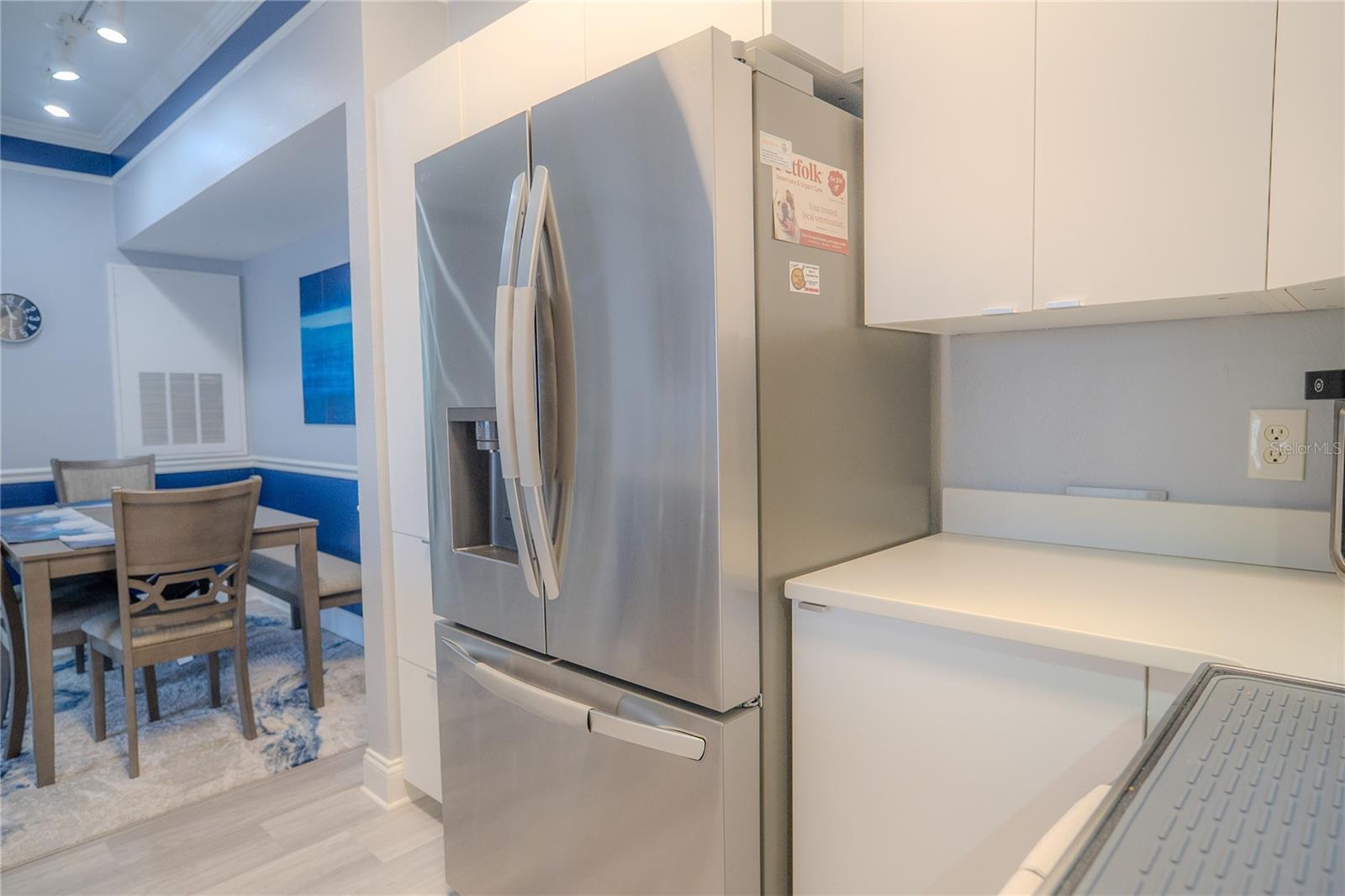 Image 6 of 91 For 3406 Soho Street 102