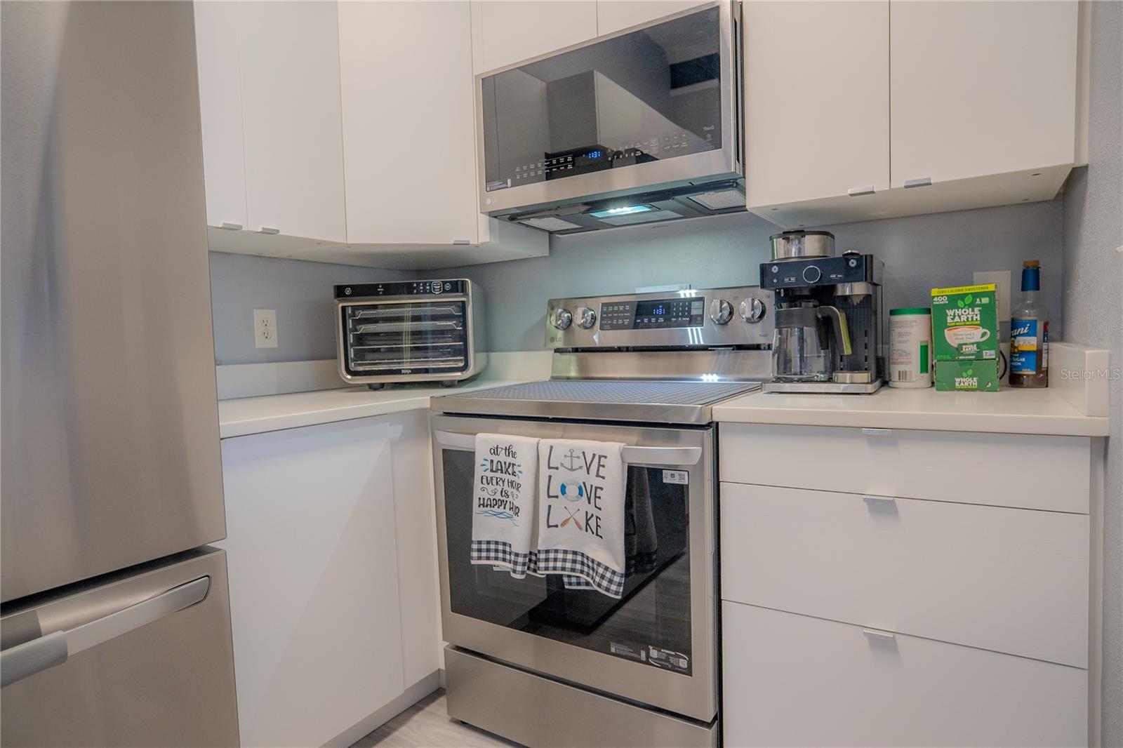Image 7 of 91 For 3406 Soho Street 102