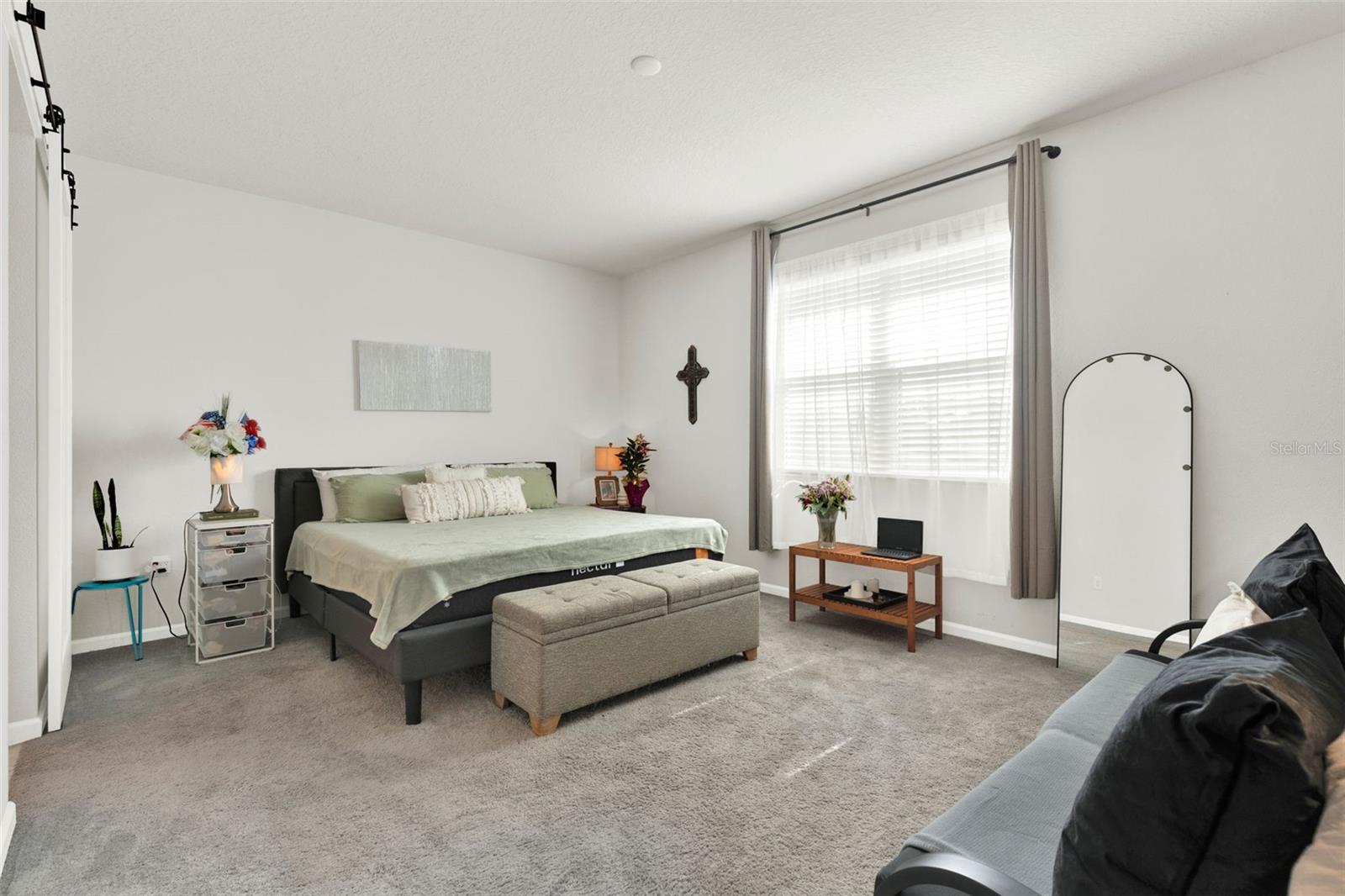Image 7 of 17 For 31760 Broadwater Avenue