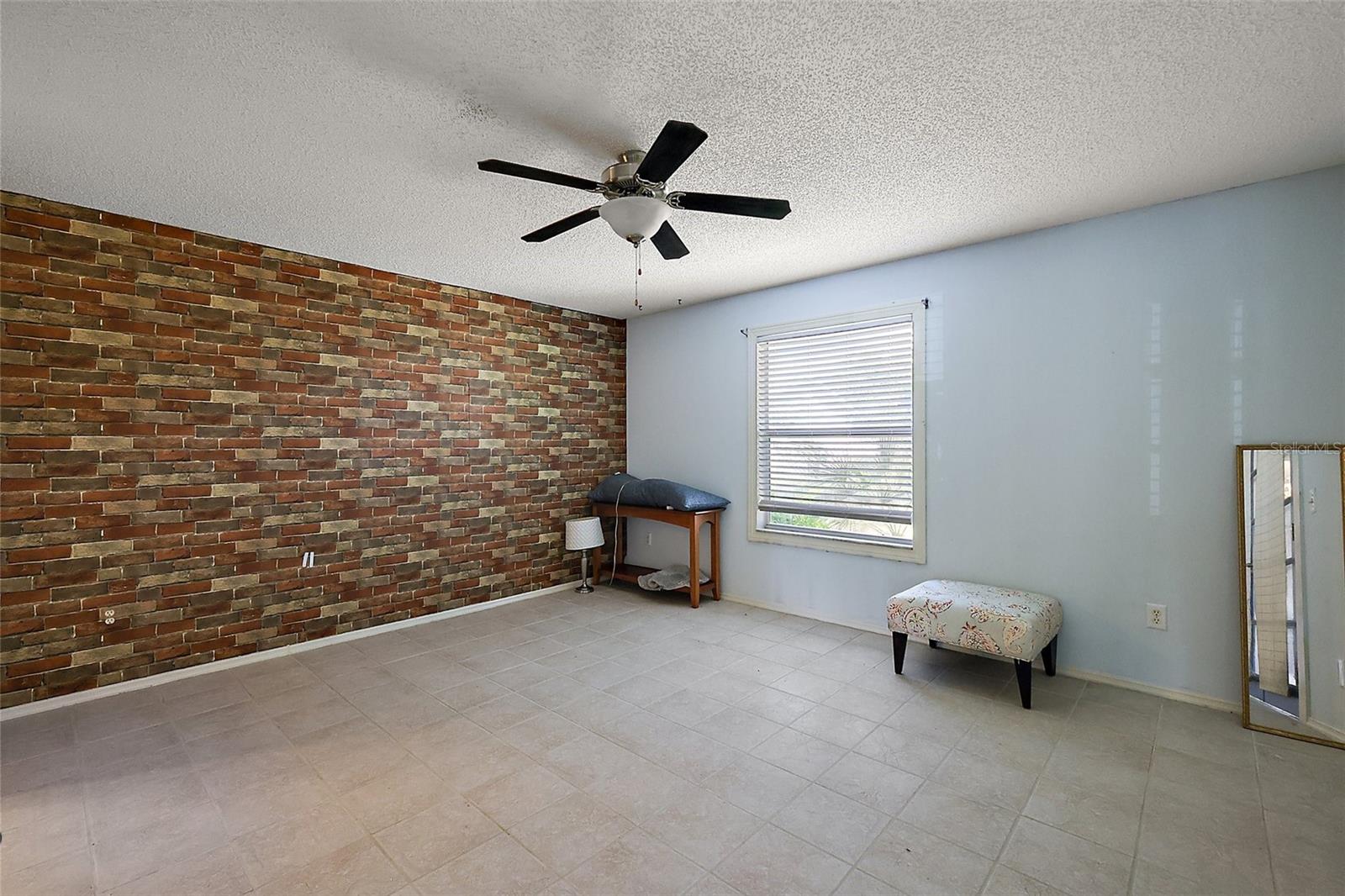 Image 13 of 34 For 2003 Cordero Court