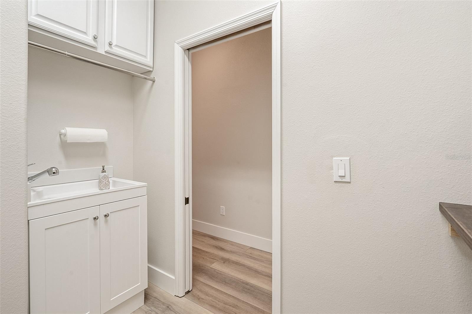 Image 31 of 71 For 16951 Florence View Drive