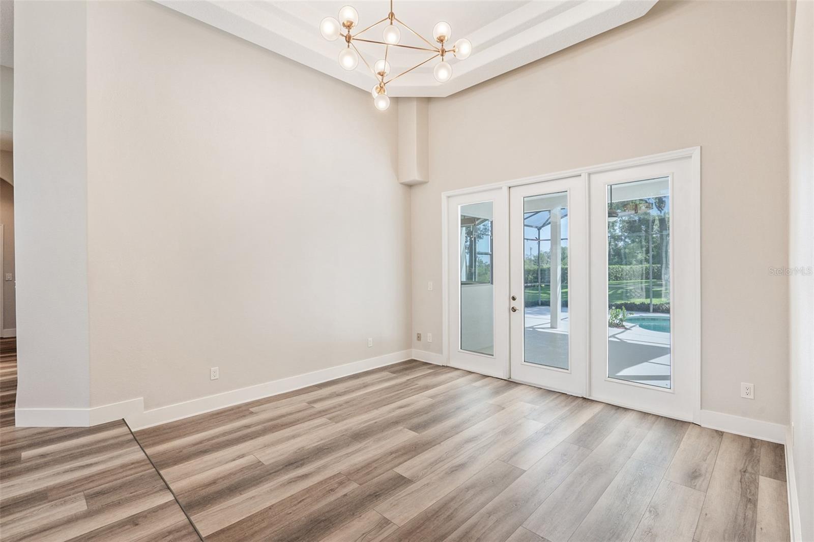 Image 4 of 71 For 16951 Florence View Drive