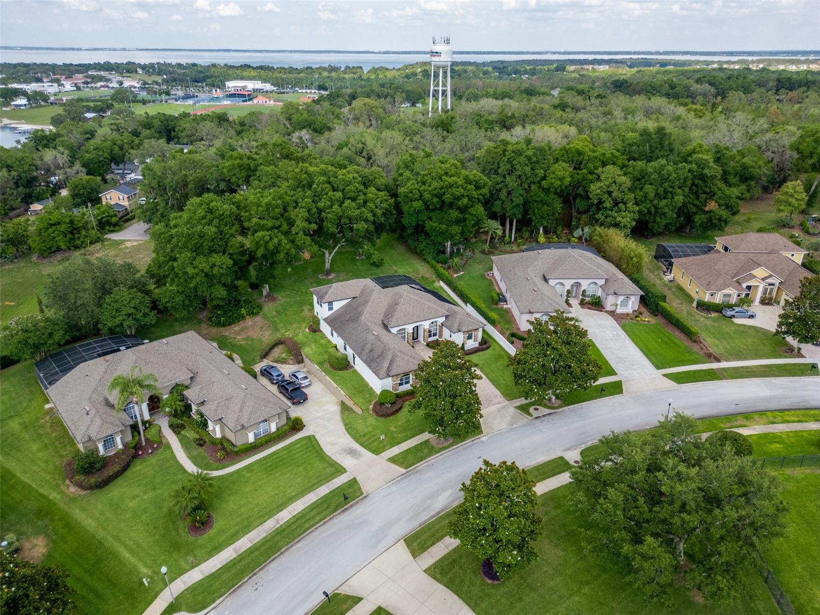 Image 63 of 71 For 16951 Florence View Drive