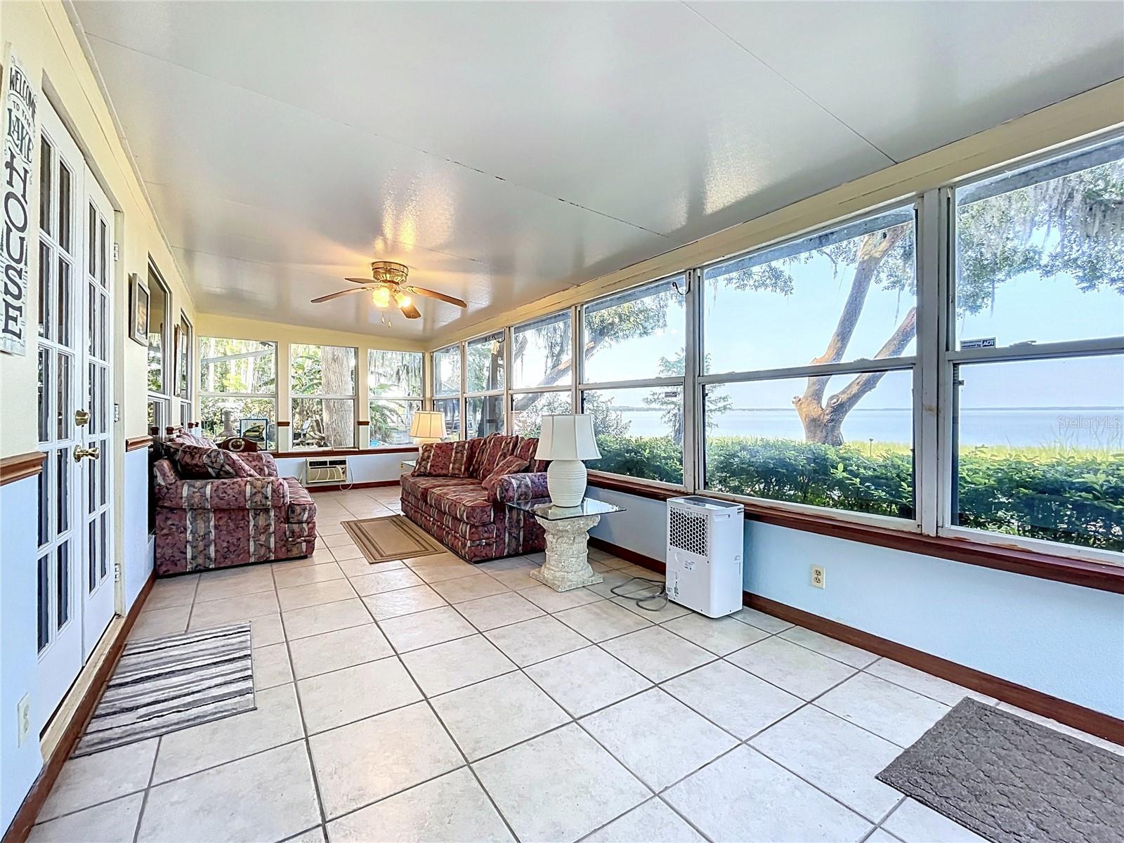 Image 17 of 79 For 1107 Northshore Drive