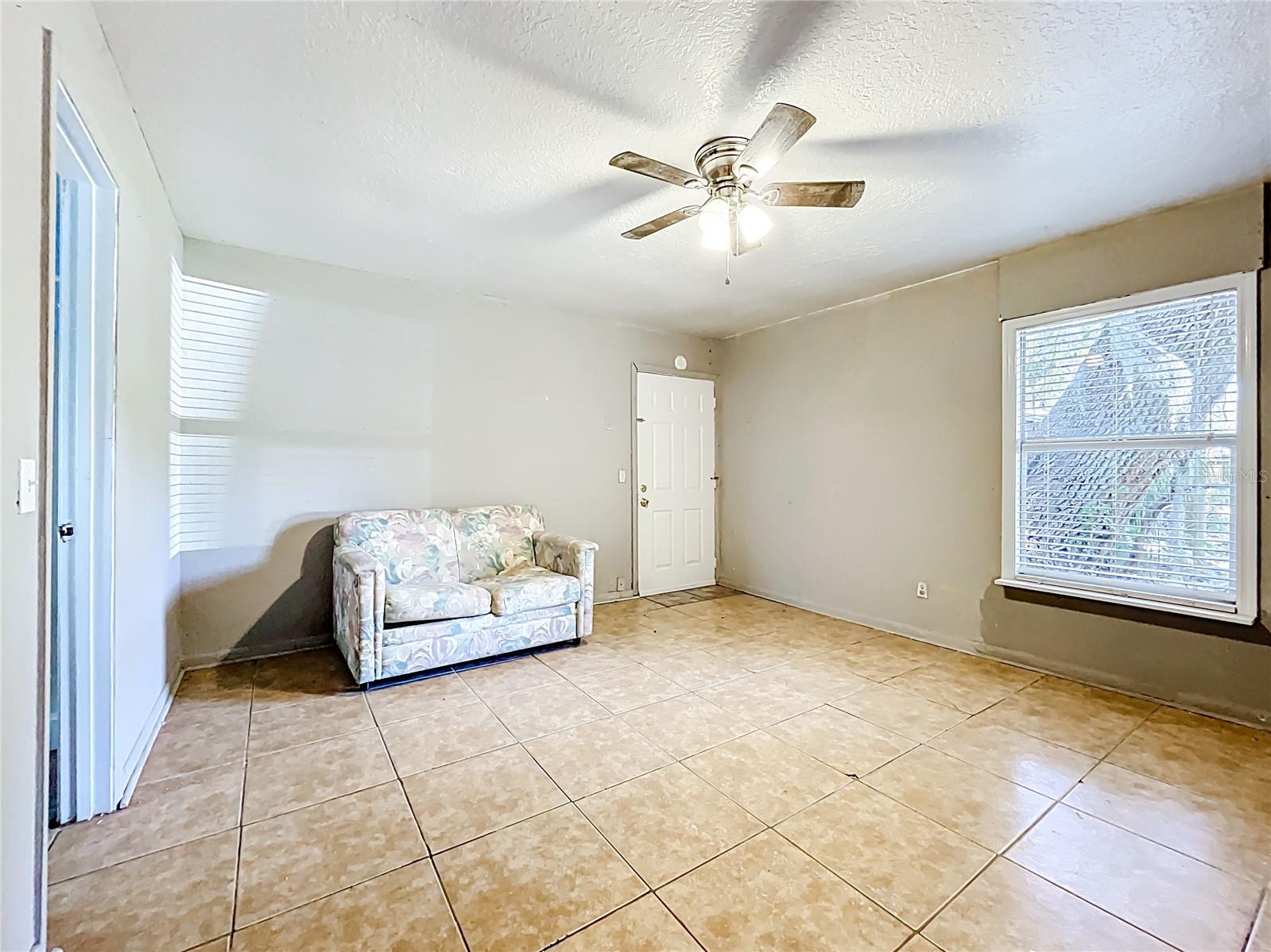 Image 49 of 79 For 1107 Northshore Drive