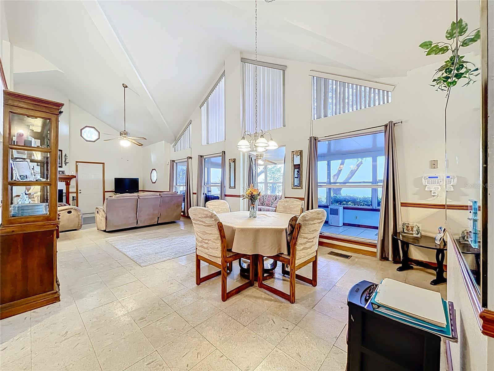 Image 7 of 79 For 1107 Northshore Drive