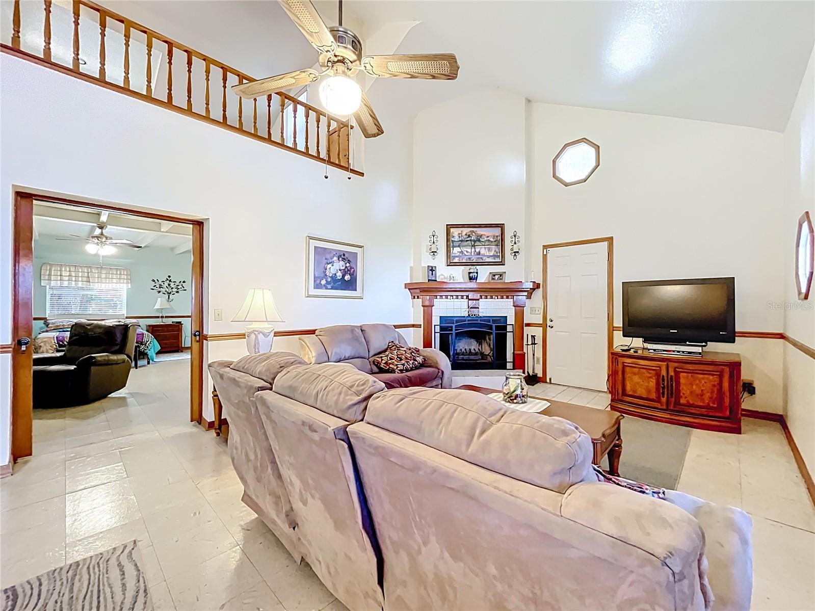 Image 8 of 79 For 1107 Northshore Drive