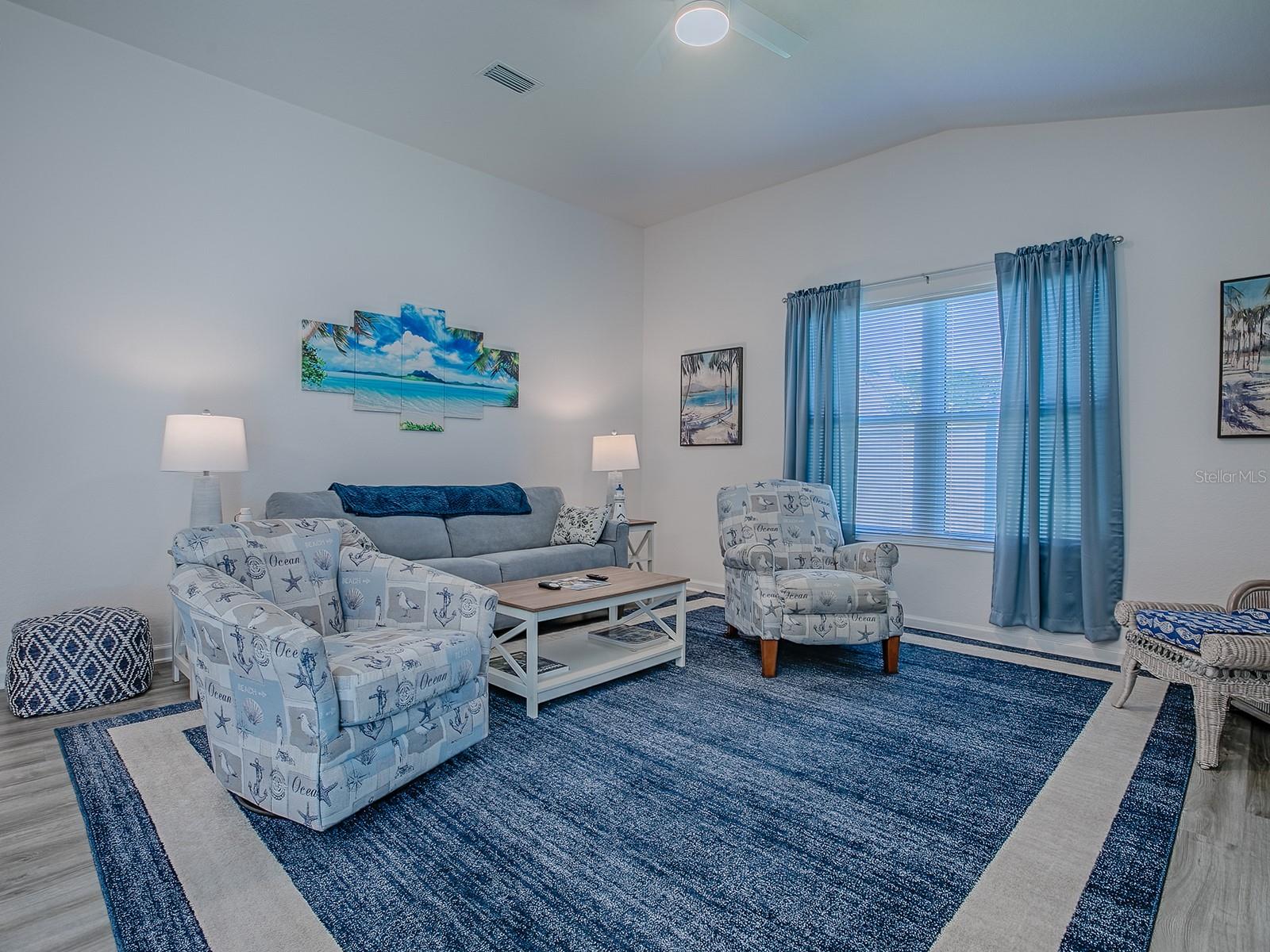 Image 27 of 57 For 865 Conroe Street