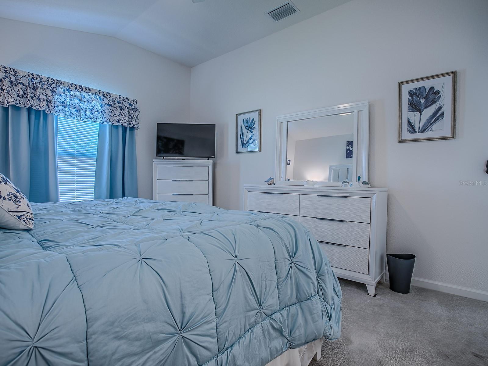 Image 35 of 57 For 865 Conroe Street