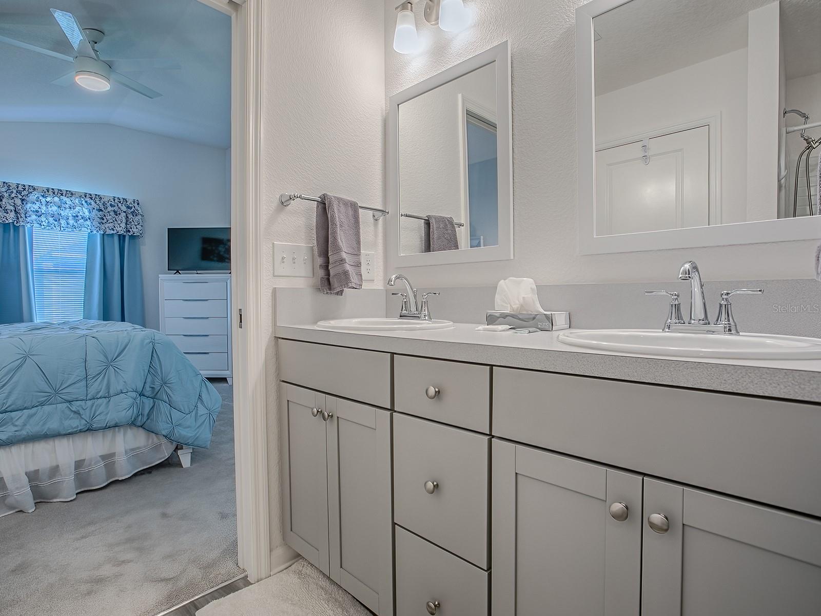 Image 38 of 57 For 865 Conroe Street